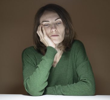 Mon travail n’est pas ennuyant, mais je m’ennuie au travail