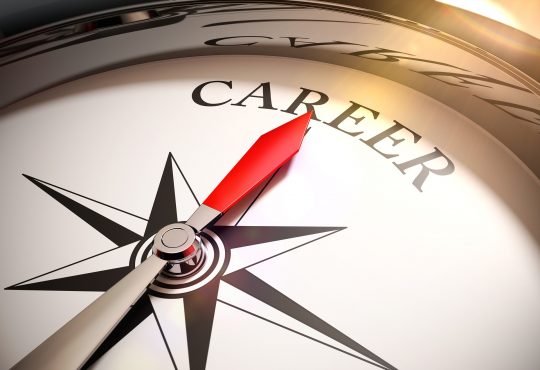 Réorientation et transition de carrière : 9 articles pour aider vos clients dans leur réflexion