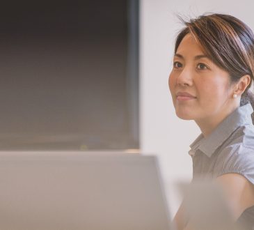 Les femmes gèrent-elles mieux les conflits en milieu de travail ?