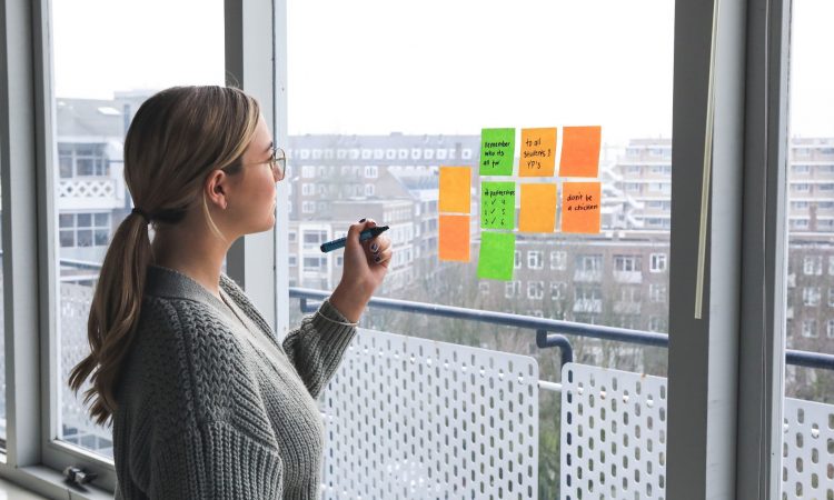 Quels sont les facteurs qui motivent les gens à devenir entrepreneurs ?