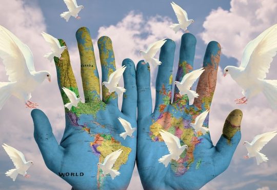 4 ressources pour s’informer sur l’aide humanitaire et la coopération internationale