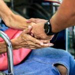 Quels aménagements et enjeux pour les employés proches aidants?