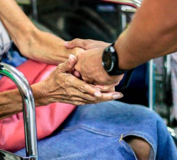 Quels aménagements et enjeux pour les employés proches aidants?