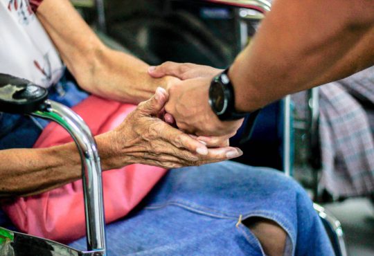 Quels aménagements et enjeux pour les employés proches aidants?