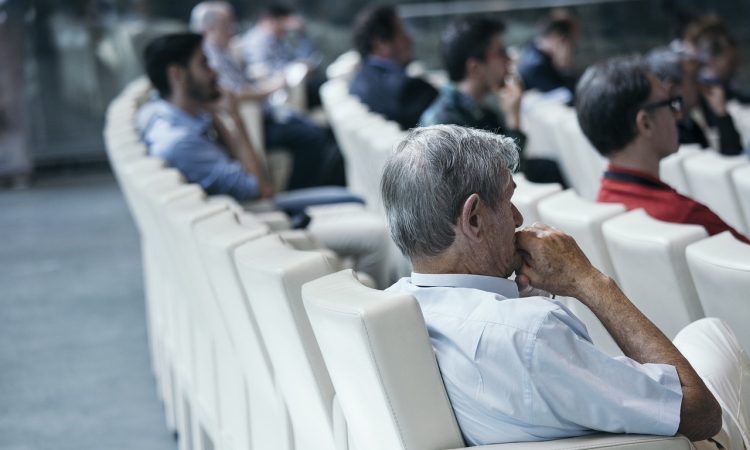 Chaque semaine, nous surveillons la parution d’études intéressantes en lien avec le domaine du développement de carrière. Voici 6 événements à venir en octobre 2023, qui ont attiré notre attention dernièrement.